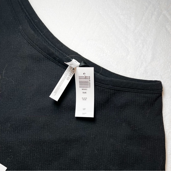 aritzia sunday best sue sinch seamless top SOLD - Picture 3 of 3